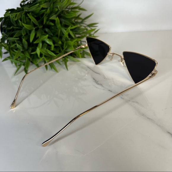 Fashion Sunglasses Black Triangle - Picture 3 of 3